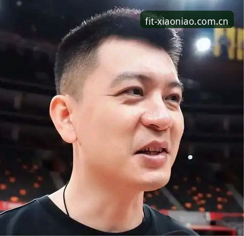 深度揭秘：当杨鸣聊起C罗的压力，高手都在用“这里”看球